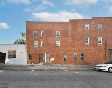 1436 W Baltimore Street - Photo Thumbnail 9