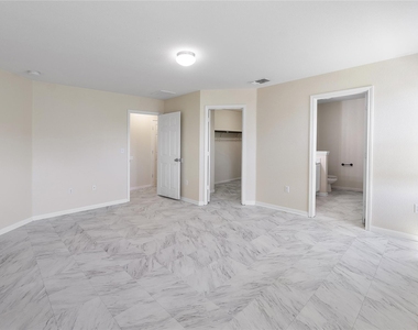 18436 Weatherby Ln - Photo Thumbnail 8