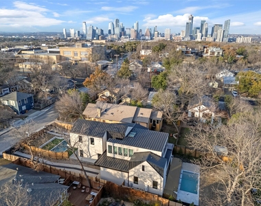 2107 Brackenridge St - Photo Thumbnail 1