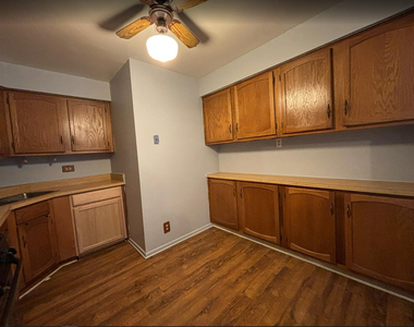 231 Gregory Street - Photo Thumbnail 3