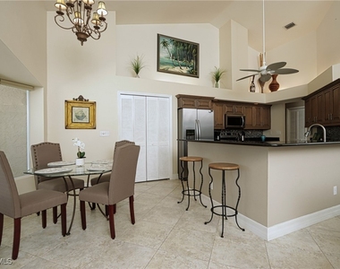 242 Belville Boulevard - Photo Thumbnail 2