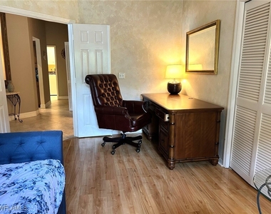 242 Belville Boulevard - Photo Thumbnail 12