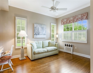 8023 Players Cove Drive - Photo Thumbnail 11