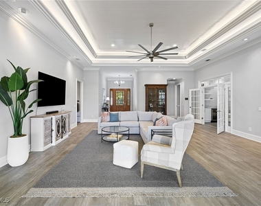 1900 Sandpiper Street - Photo Thumbnail 5