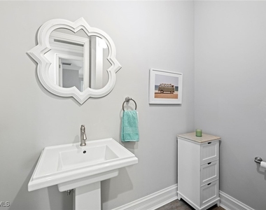 1900 Sandpiper Street - Photo Thumbnail 26