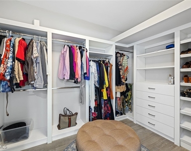 1900 Sandpiper Street - Photo Thumbnail 20