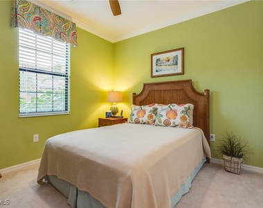 9082 Capistrano Street N - Photo Thumbnail 11