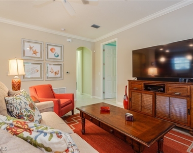 9082 Capistrano Street N - Photo Thumbnail 2