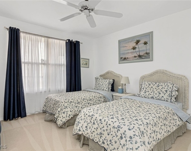300 Horse Creek Drive - Photo Thumbnail 8