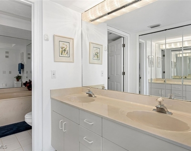 300 Horse Creek Drive - Photo Thumbnail 5