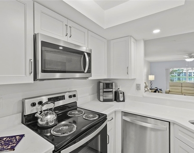 840 Gulf Pavillion Drive - Photo Thumbnail 6