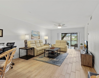 840 Gulf Pavillion Drive - Photo Thumbnail 1