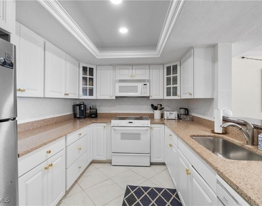 9715 Gulf Shore Drive - Photo Thumbnail 6