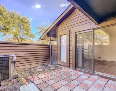 2611 Grants Lake Boulevard - Photo Thumbnail 22
