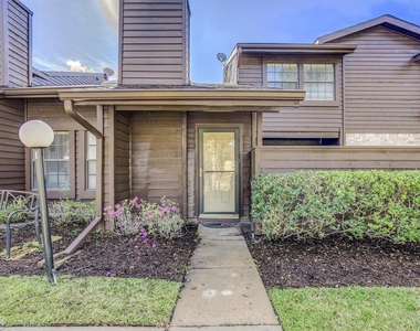 2611 Grants Lake Boulevard - Photo Thumbnail 2