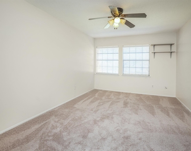 2611 Grants Lake Boulevard - Photo Thumbnail 19