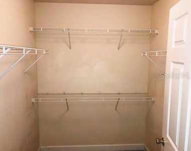 18193 Bridle Club Drive - Photo Thumbnail 6