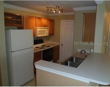 18318 Bridle Club Drive - Photo Thumbnail 4
