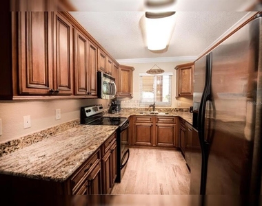 10265 Gulf Boulevard - Photo Thumbnail 11