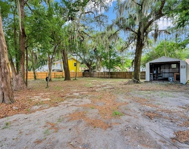 415 S 9th Street - Photo Thumbnail 40