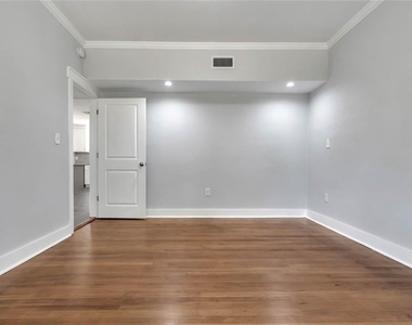 415 S 9th Street - Photo Thumbnail 18
