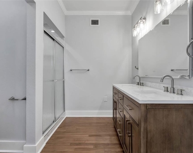 415 S 9th Street - Photo Thumbnail 19