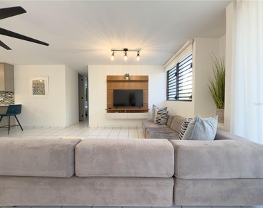 702 Calle Union - Photo Thumbnail 1