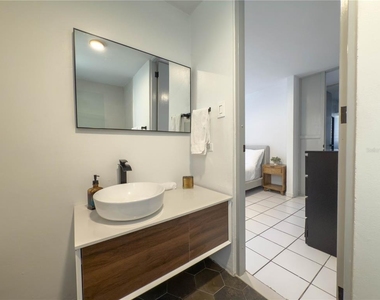 702 Calle Union - Photo Thumbnail 19
