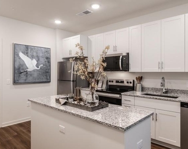18772 Grand Live Oak Boulevard - Photo Thumbnail 22