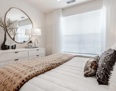 18772 Grand Live Oak Boulevard - Photo Thumbnail 24