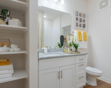 18772 Grand Live Oak Boulevard - Photo Thumbnail 27