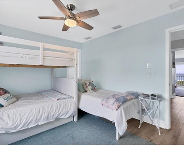 420 Gulf Boulevard - Photo Thumbnail 23