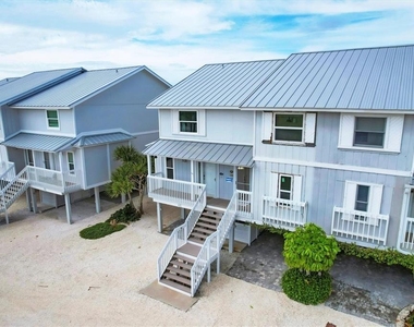 420 Gulf Boulevard - Photo Thumbnail 4