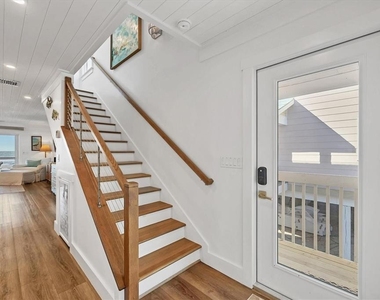 290 Gulf Boulevard - Photo Thumbnail 7