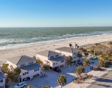 290 Gulf Boulevard - Photo Thumbnail 2