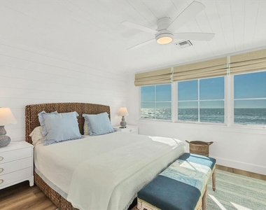 290 Gulf Boulevard - Photo Thumbnail 17