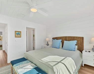 290 Gulf Boulevard - Photo Thumbnail 19