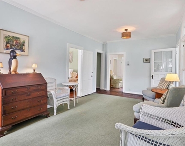 231 Gilchrist Avenue - Photo Thumbnail 12