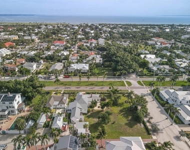 231 Gilchrist Avenue - Photo Thumbnail 48