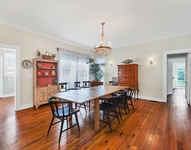 231 Gilchrist Avenue - Photo Thumbnail 18