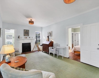 231 Gilchrist Avenue - Photo Thumbnail 10