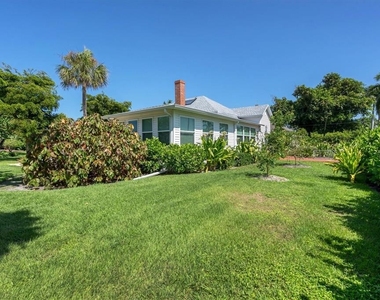 231 Gilchrist Avenue - Photo Thumbnail 41