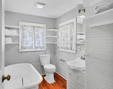 231 Gilchrist Avenue - Photo Thumbnail 21