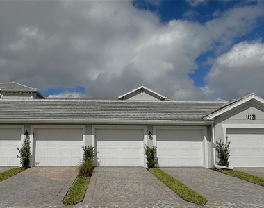 14221 Heritage Landing Boulevard - Photo Thumbnail 26