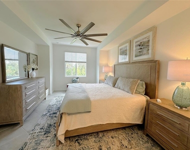 14221 Heritage Landing Boulevard - Photo Thumbnail 12