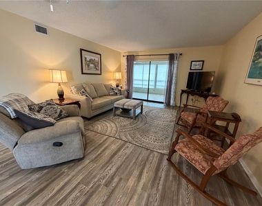 5400 34th Street W - Photo Thumbnail 6