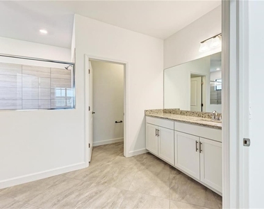 16464 Whale Grey Place - Photo Thumbnail 18