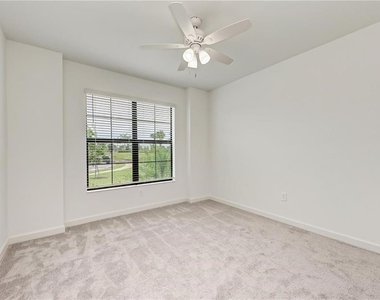 16464 Whale Grey Place - Photo Thumbnail 28
