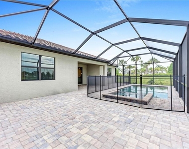 16464 Whale Grey Place - Photo Thumbnail 34