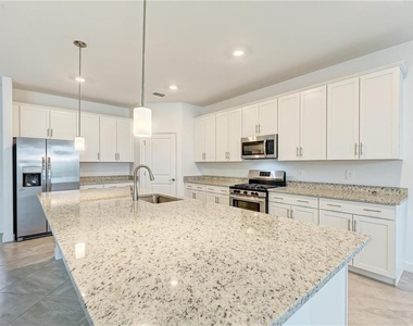 16464 Whale Grey Place - Photo Thumbnail 9